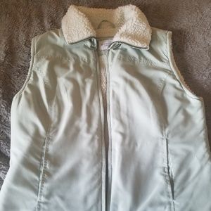 NWOT {Sonoma} Mint vest with fuzzy interior